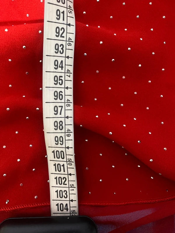 Abito Rosso Curvy Con Strassini & Spilla da una L fino ad una Taglia 60 Misure nelle Foto