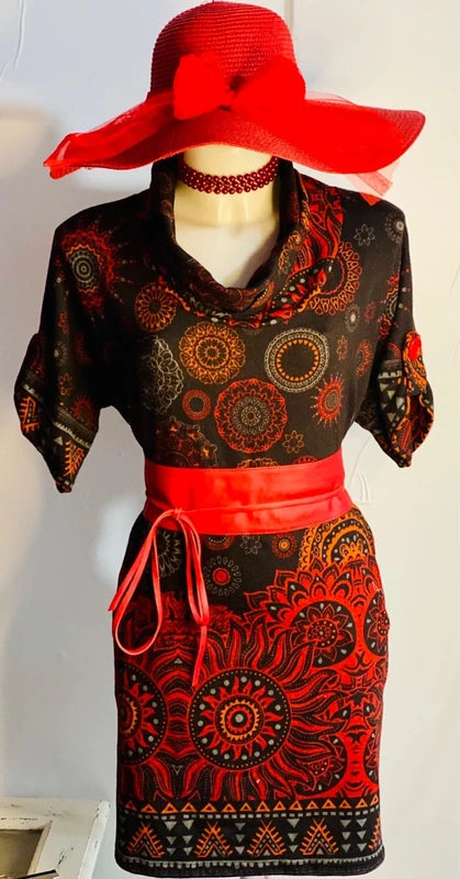 Abito Longuette Mezza Maniche Risvoltate Con Bottoni Misure Nelle Foto