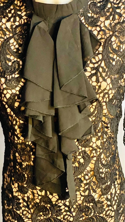 Abito Elegante midi in pizzo nero con Voilant Misure Nelle Foto