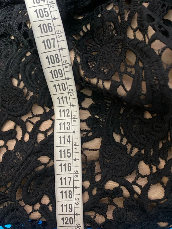 Abito Elegante midi in pizzo nero con Voilant Misure Nelle Foto