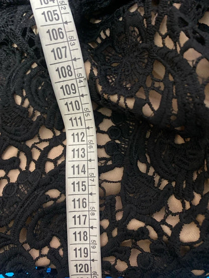 Abito Elegante midi in pizzo nero con Voilant Misure Nelle Foto
