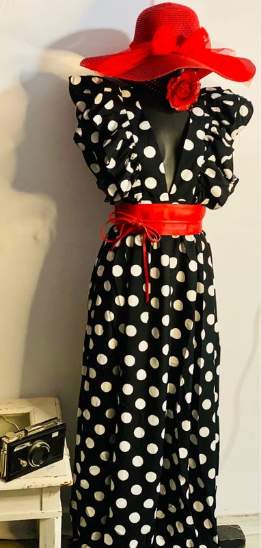Favoloso Abito lungo a pois bianco e nero con balze Misure Nelle Foto