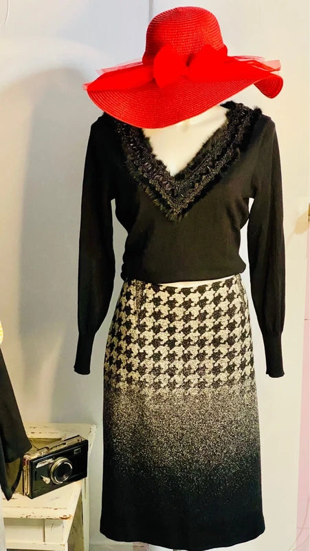 Maglia elegante in lana Vergine Cashmere & Gonna in Lana Misure Nelle Foto