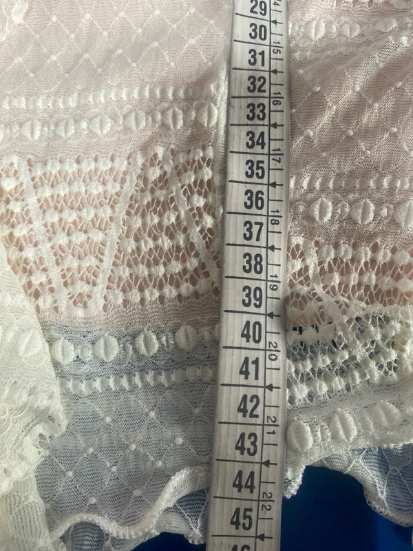 Top Maglia in Pizzo con Voilant Con Spilla & Gonna in Tartan Cappello In Regalo Misure In Foto