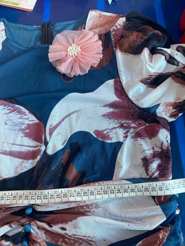 Abito lungo Curvy Shein con Spilla Floreale Decorativa Misure Nelle foto