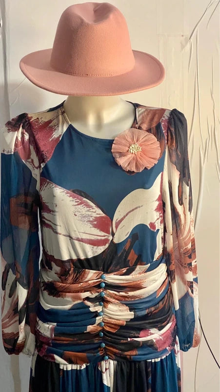 Abito lungo Curvy Shein con Spilla Floreale Decorativa Misure Nelle foto
