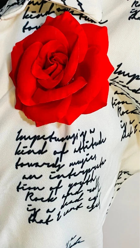 abito chemisier drappeggiato con stampa a grafia spilla decorativa Misure In Foto