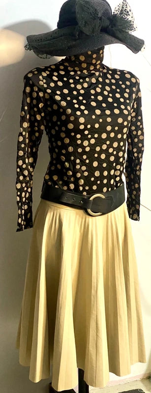 Dolcevita a Pois nero e beige & Gonna Longuette Ecopelle Misure In Foto