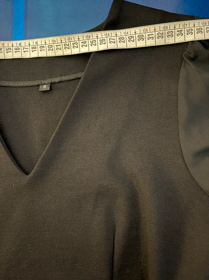 Outfit dalla taglia XS alla XL Gonna a Balze Spilla e Cappello in Pizzo Misure In Foto