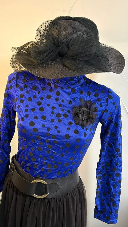 Dolcevita A Pois Spilla Decorativa & Gonna Longuette in Tulle Misure in Foto