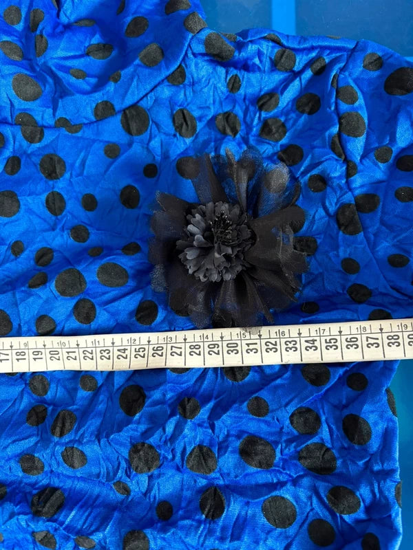 Dolcevita A Pois Spilla Decorativa & Gonna Longuette in Tulle Misure in Foto