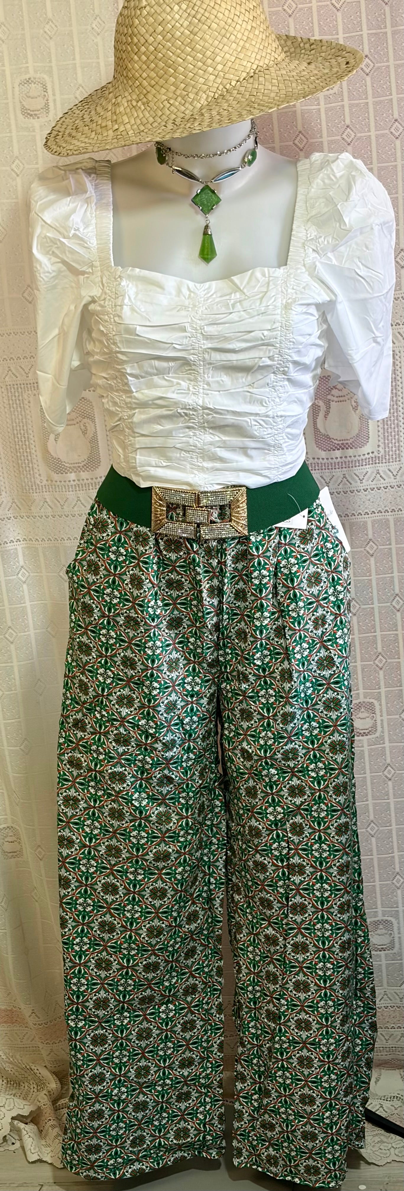 Pantalone a gamba ampia