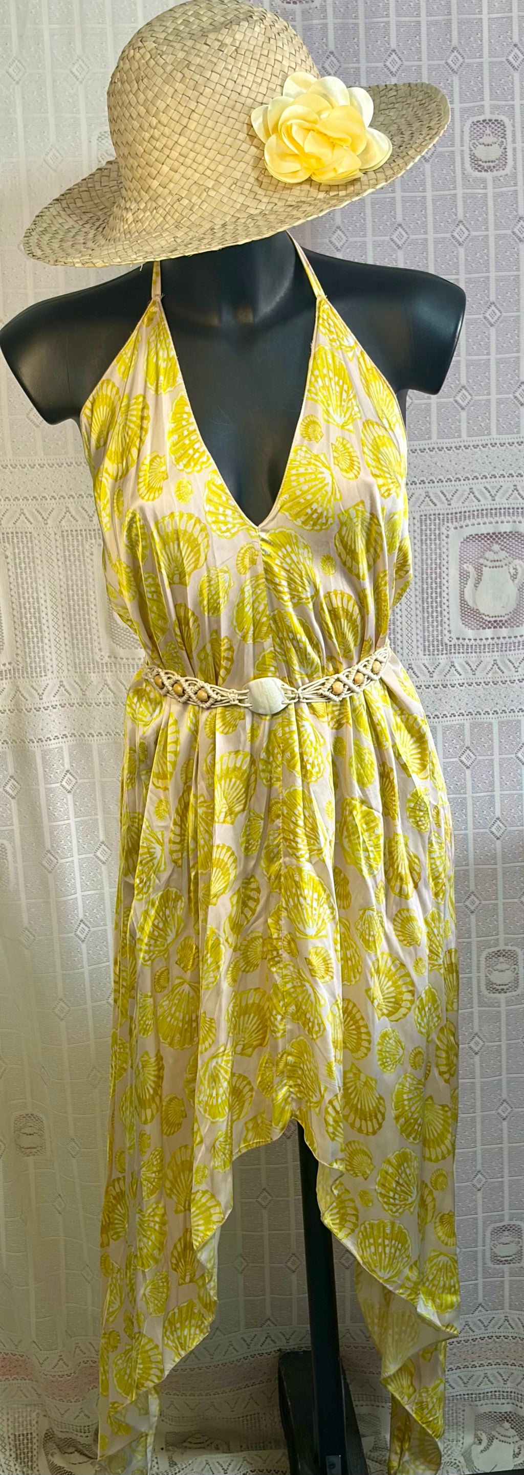 Abito lungo con conchiglie e Cintura in Macrame’