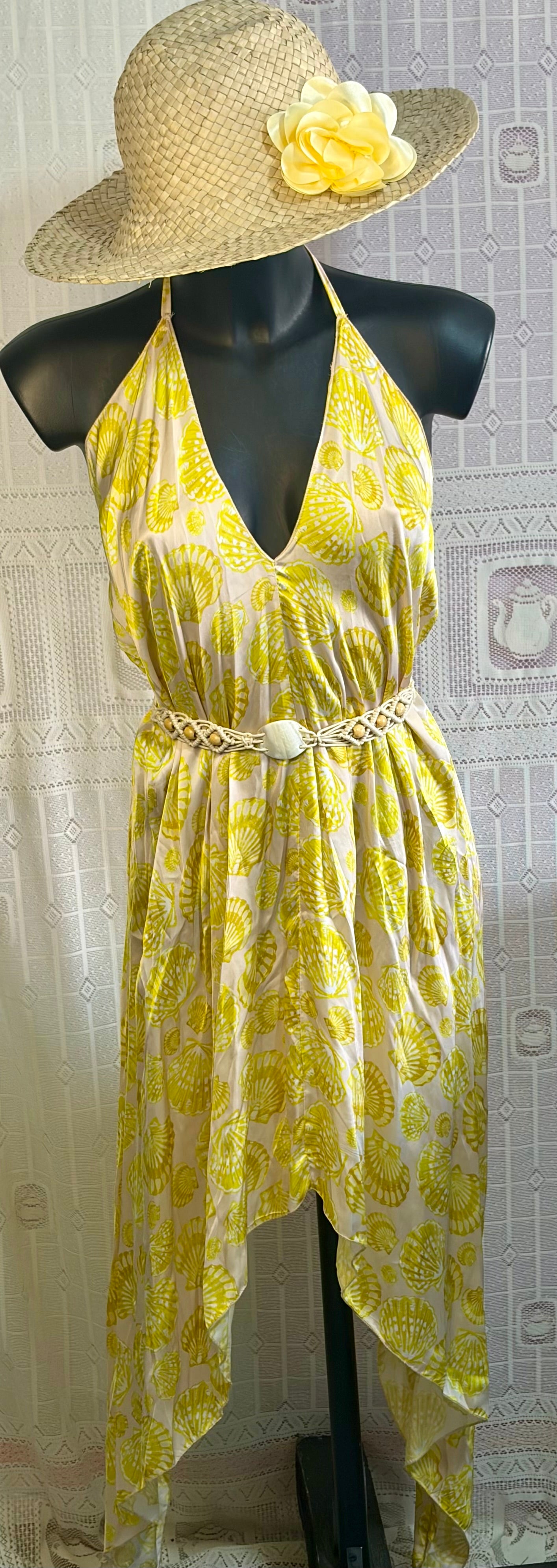 Abito lungo con conchiglie e Cintura in Macrame’