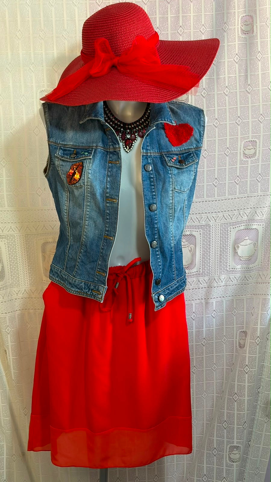 Gilet in denim con gonna