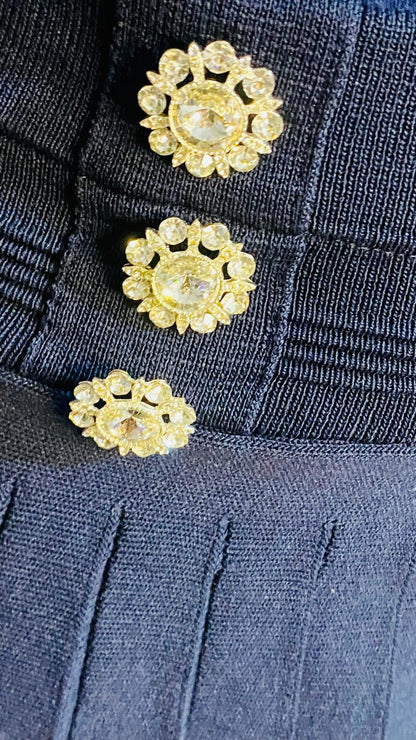 Completo con Gonna a Vita Alta & Top Misure nelle Foto