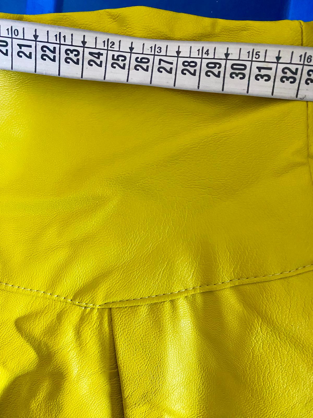 Completo con Pantalone in Ecopelle &  Felpa Yoshii