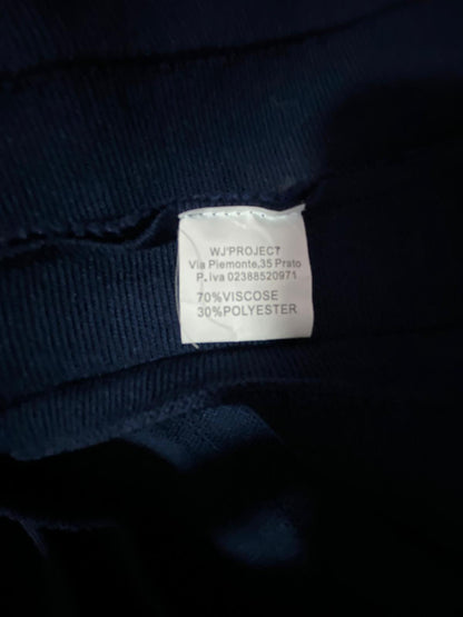 Completo con Gonna a Vita Alta & Top Misure nelle Foto