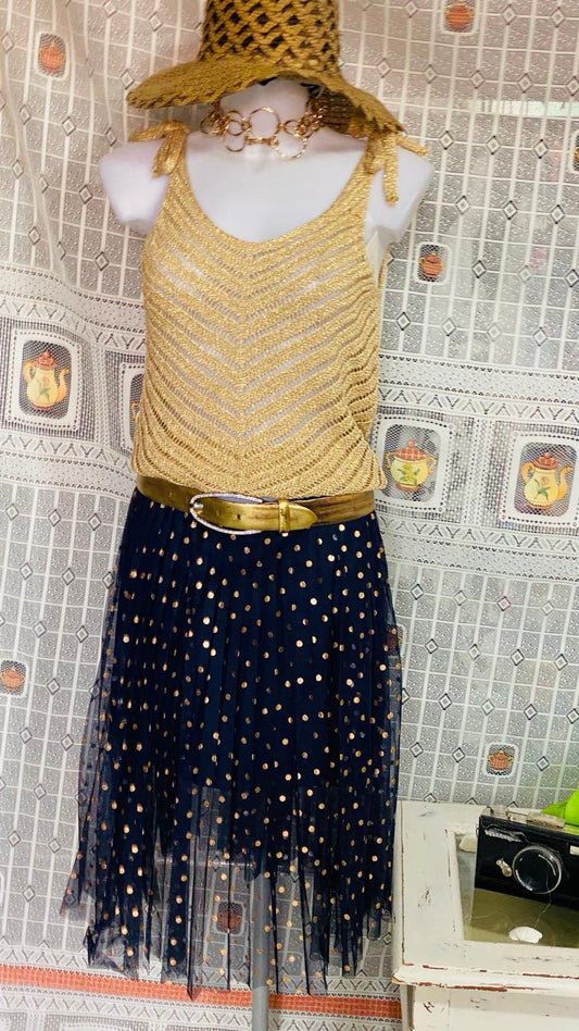 Top in maglia e Gonna Longuette