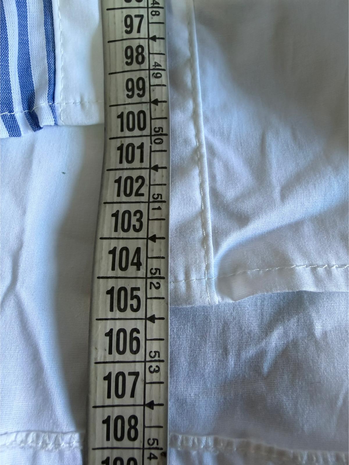 Abito a camicia asimmetrico in cotone con cintura a fusciacca
