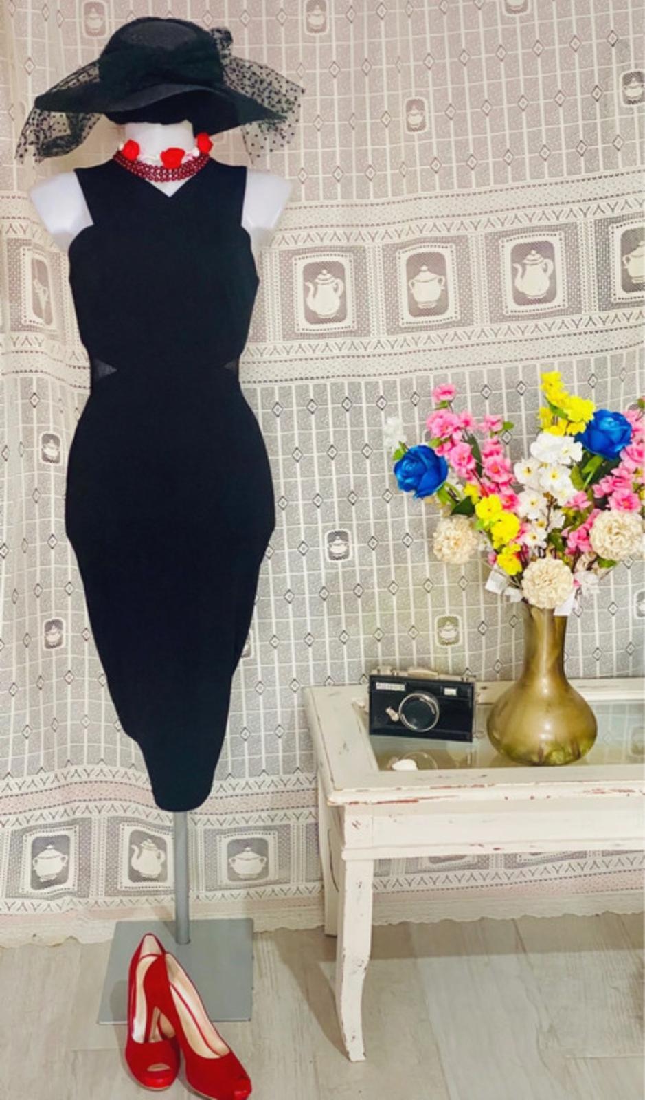  Abito donna Tubino nero – in rete