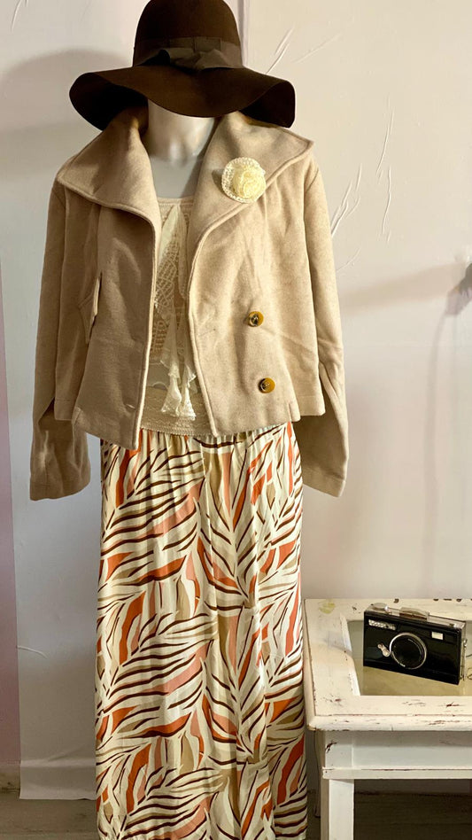 Cappotto giacca Top Pizzo e Gonna Revenge