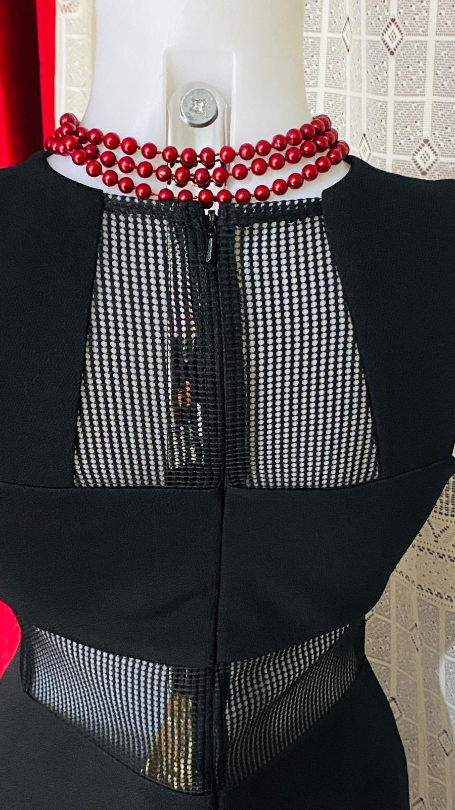 Cappotto Rosso Con Cintura e Tubino