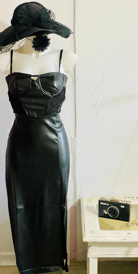 Abito Tubino in Ecopelle in Pizzo