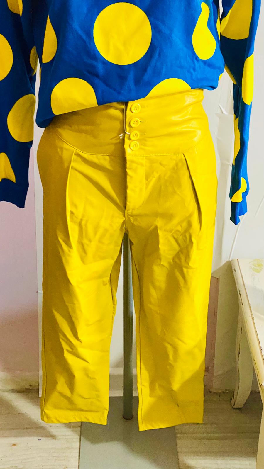 Completo con Pantalone in Ecopelle &  Felpa Yoshii