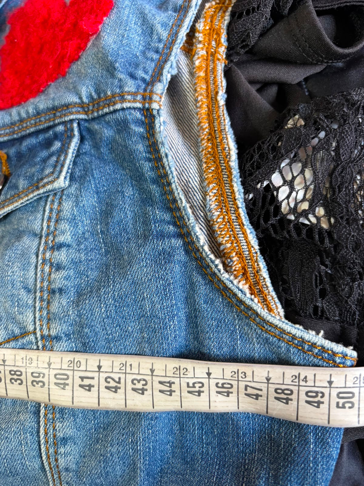 Gilet in denim con gonna