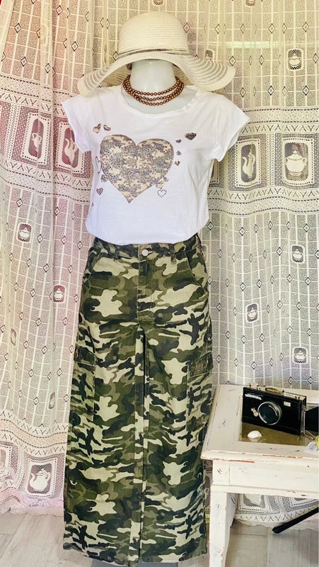 Camouflage cargo suit