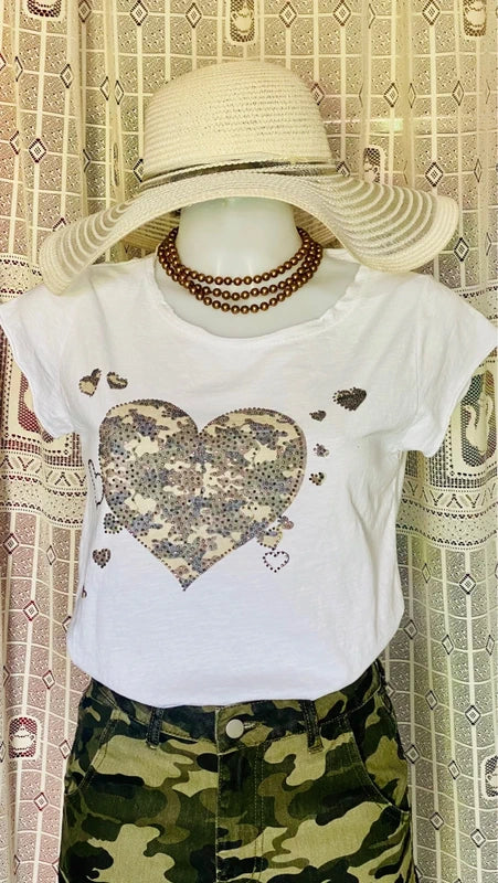 Camouflage cargo suit